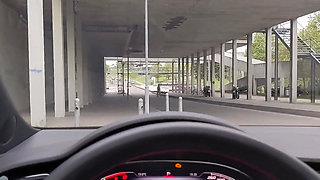 Handjob in the car on a very busy street o o huge risk