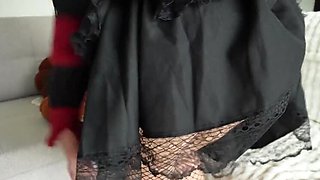Naughty Krueger Girl Arina Love Touches Herself in 4K Cosplay Masturbation