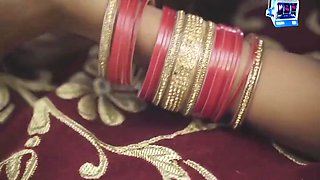 Watch Squeaky Misss Action