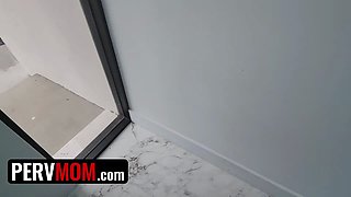 Milf step-mother aviana violet vs teenie girlfriend london laurent? - i want both - pervmom