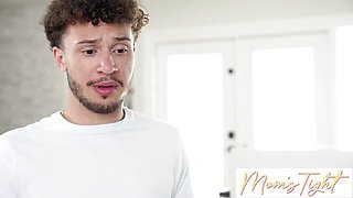 Spencer Scott's female orgasm smut by MomLover.com