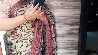 TAILOR MASTER FUCK HARD SEXY BHABHI IN HINDI AUDIO.