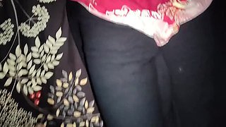 Desi Bhabhi Morning Blowjob - Big Natural Tits & Happy Ending Homemade