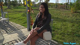 Martin Gun’s Spanish Passion with Stunning Curves