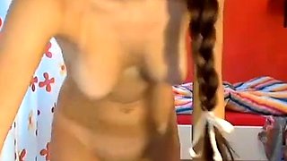 Amateur Webcam Teen Masturbates And Teases