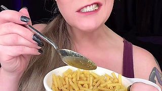 Late Night Foodie Fetish Friday