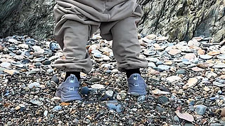 Desperate Girl's Pee on the Beach Compilation