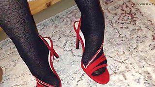 Selena701s Close-Up Blowjob and Foot Worship in Heels