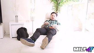 Hot MILF Sloppy Blowjob With Doggy Style Heat