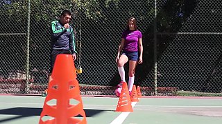 Loso dominates hot babe with irresistible derriere and wet slit