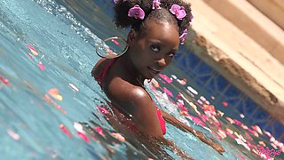 Black sweetie Elsie strips down and masturbates with a toy