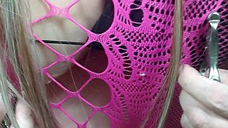 Susi is bouncing her tits