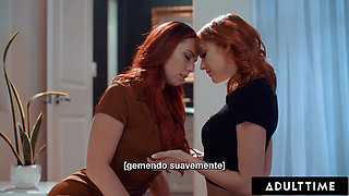 ADULT TIME - Aidra Fox Seduces Bestie Kenna James For ROMANTIC LESBIAN FUCK! PORTUGUESE SUBTITLES