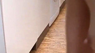 German pissing slave girls - pussy pump