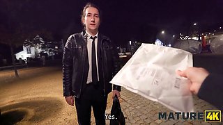 Mature4k. one cum shots isn't enough for her-she wants more