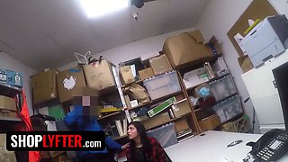 Shoplyfter - foxy troublemaker Audrey Royal receives massive facial cumshot cumshots from 2 security guards