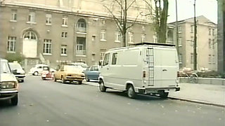 The Woman Who Loves Men 1 (1985)
