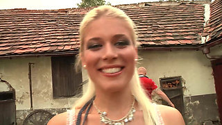 Sandy Teeny Casting Blonde Babes Wild Outdoor Fuck