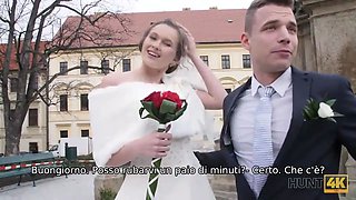 Hunt4k. il diritto di scoparmela durante la prima notte era mio