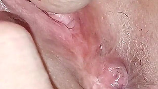 Stepbrother's Hungry Tongue Devours Stepsister's Juicy Pussy