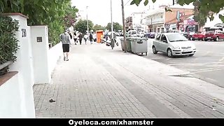 Oyeloca - nice mexican rewards stranger with a bang