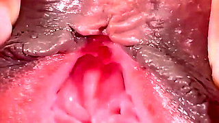 Shaved MILF Pussy JOI