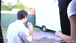 I Scream 4 Ice Cream - Threesome with Bethany Benz, Raven Wylde, Derrick Ferrari - Selling Icecream buying cock