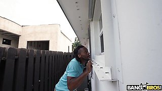 Pretty Alexa Payne and Jay Bangher's blowjob porn