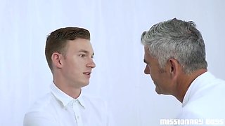 Elder Herring And President Oaks - Astonishing Sex Movie Gay Old/young Try To Watch For Exclusive Version