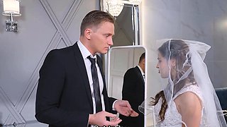 Bride cant resist and seduces him to fuck before wedding