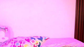 Amateur webcam brunette loves sucking on some fat cock