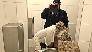 Nikolaus Quicky in a Public Toilet