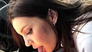 Babe's First Blowjob in a Car with a Happy Ending