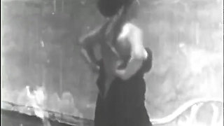 Antique sunbathing whore sucks and fucks wild