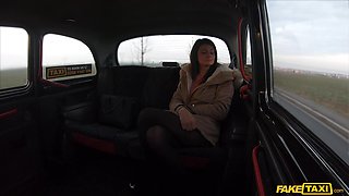 Tiny Tina's Wild Lesbian Passion in Taxi