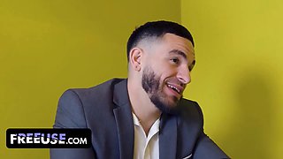 Alex and peter's fountains mark penelope's presentation victory