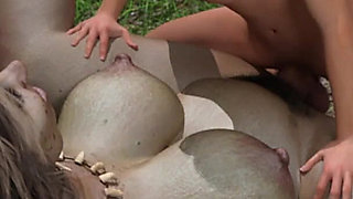 Impregnating a Chubby Orc Girl