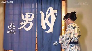 SOD Employee's Shy Towel-Only Onsen Adventure. Japanese woman erotic video x5xBF4552E0A4E538BCFE