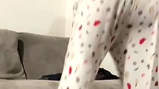 Blonde emo amateur solo masturbation