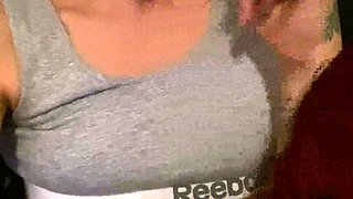 Amateur Webcam Cute Teen Plays Solo with Big Dildo