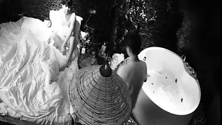 Amateur couple hidden cam