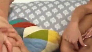 Sharing a Bed with His Two Horny, Sexy Stepsisters Turns Into a Threesome