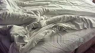 Amateur couple hidden cam