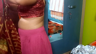 Very Beautiful Indian Bhabhi in Red Saree