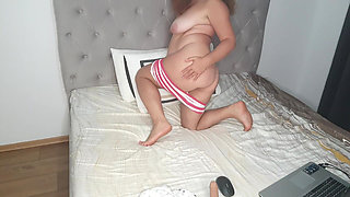 A Naked, Curvy Girl Entertains a Married Man to the Cum