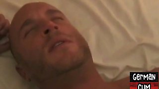 Amateur German gays enjoy bareback 4some till cumshot