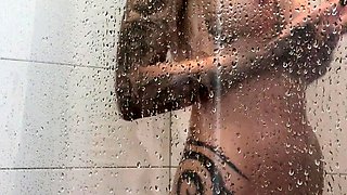 Brunette Solo Webcam Masturbation