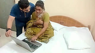 Mumbai Beauty Bhabhi Watching and Pressing Boobs in Saree Young Friend Seen and Hard Fast Romantic Sex with Creampie