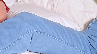 Hot Stepsis Shared Bed That Turns Into Hard Anal Sex for Fun