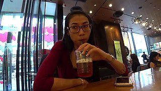 Sexy Thai MILF amateur fuck on video